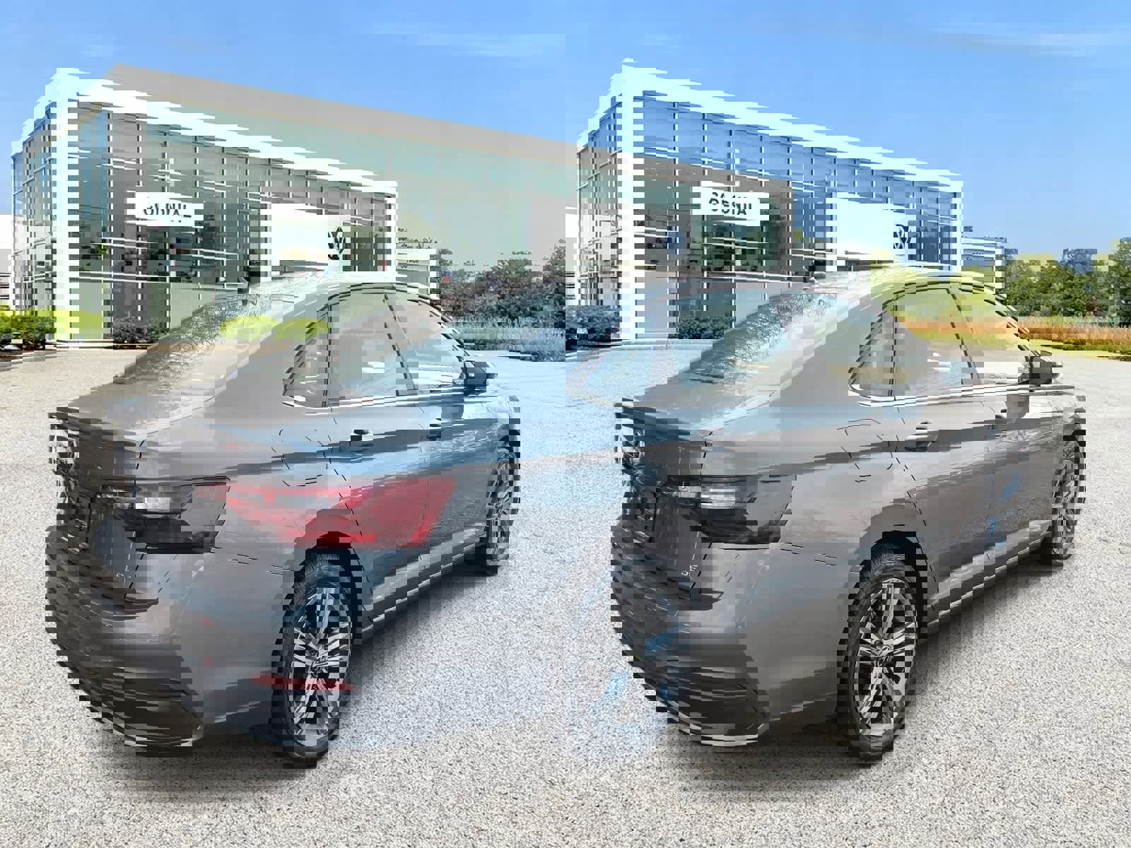 Certified 2024 Volkswagen Jetta SE image 10