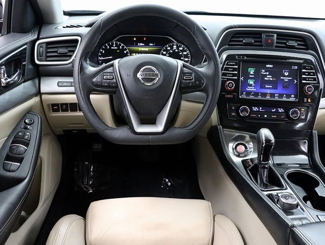 Used 2016 Nissan Maxima 3.5 SV image 14