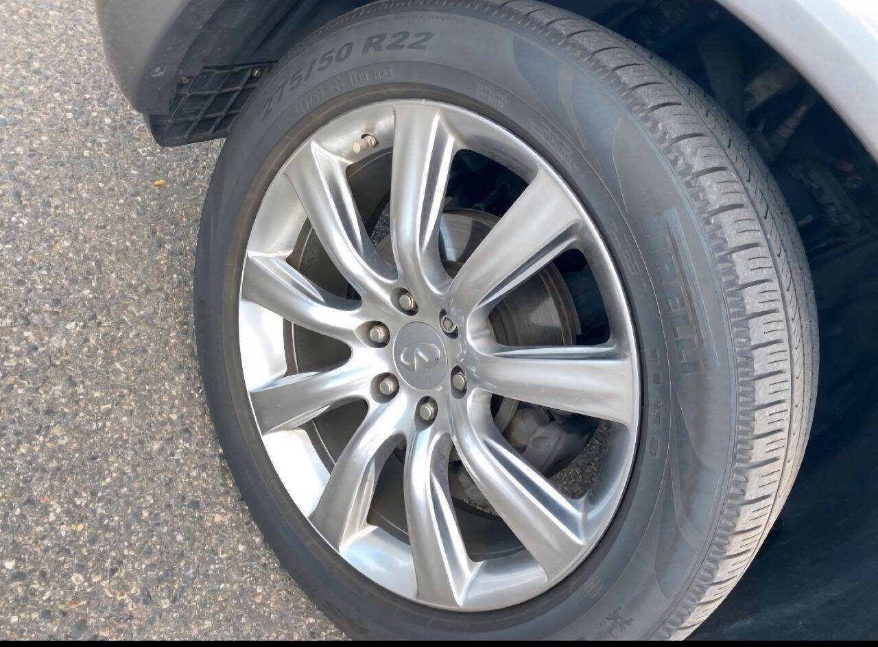 Used 2014 INFINITI QX80 4WD w/ Deluxe Touring Package image 22