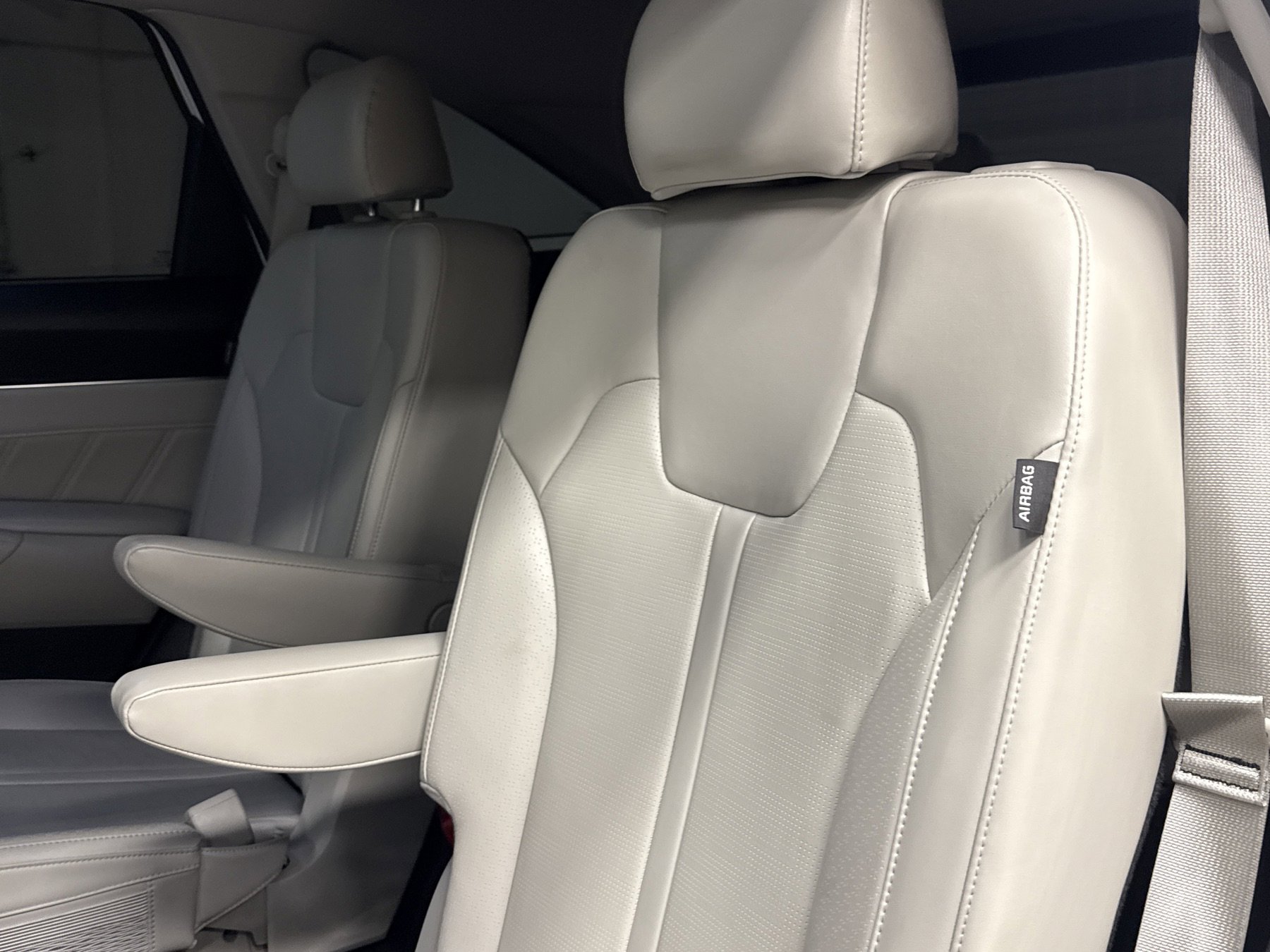 Used 2024 Kia Sorento SX image 9