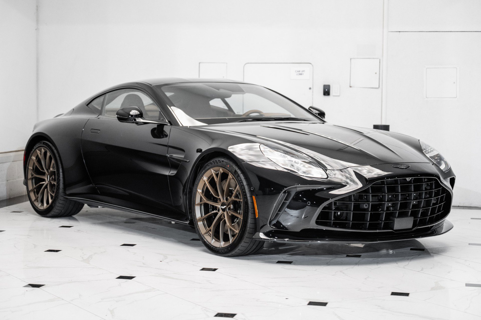 New 2026 Aston Martin V8 Vantage Coupe image 1