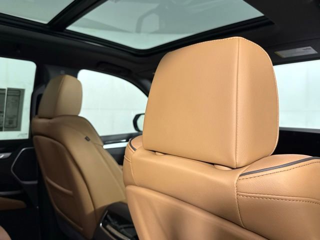 New 2026 Cadillac Escalade Luxury w/ Touring Package image 31