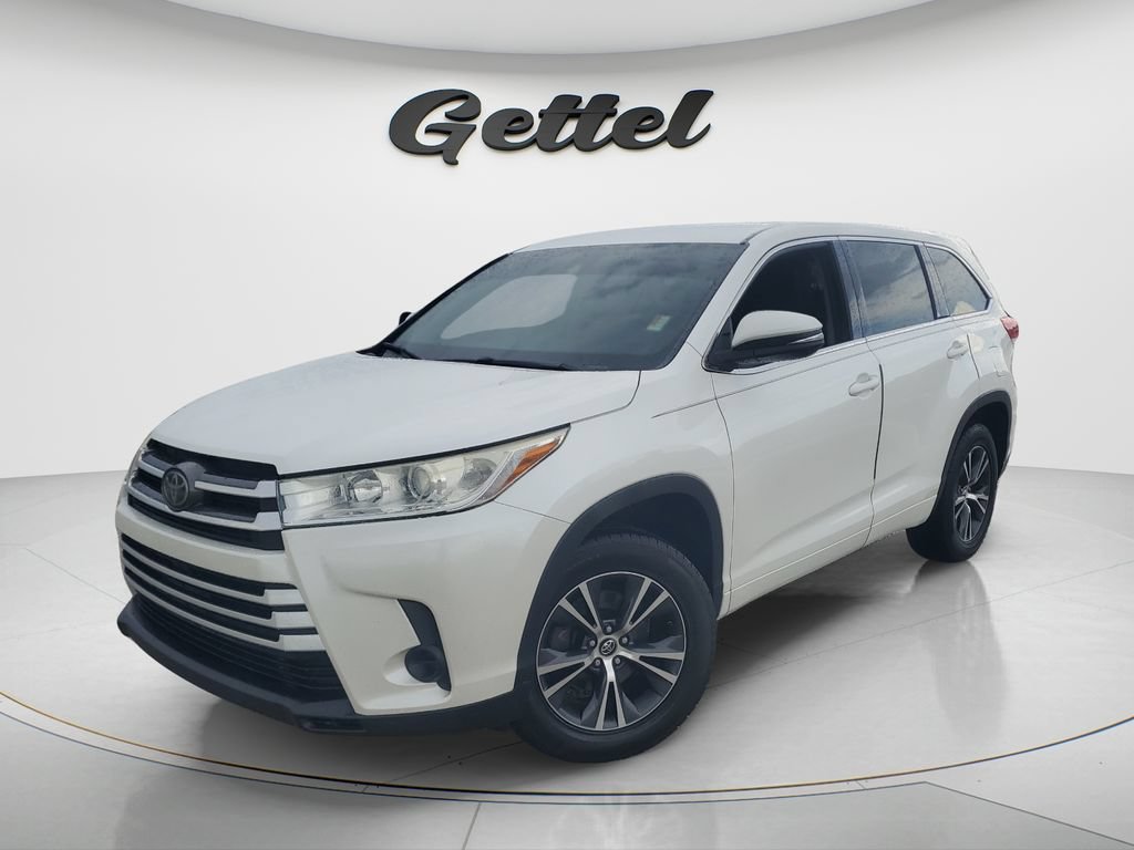 Used 2018 Toyota Highlander LE