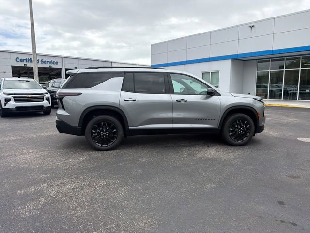 New 2026 Chevrolet Traverse LT w/ Midnight/Sport Edition FWD image 14