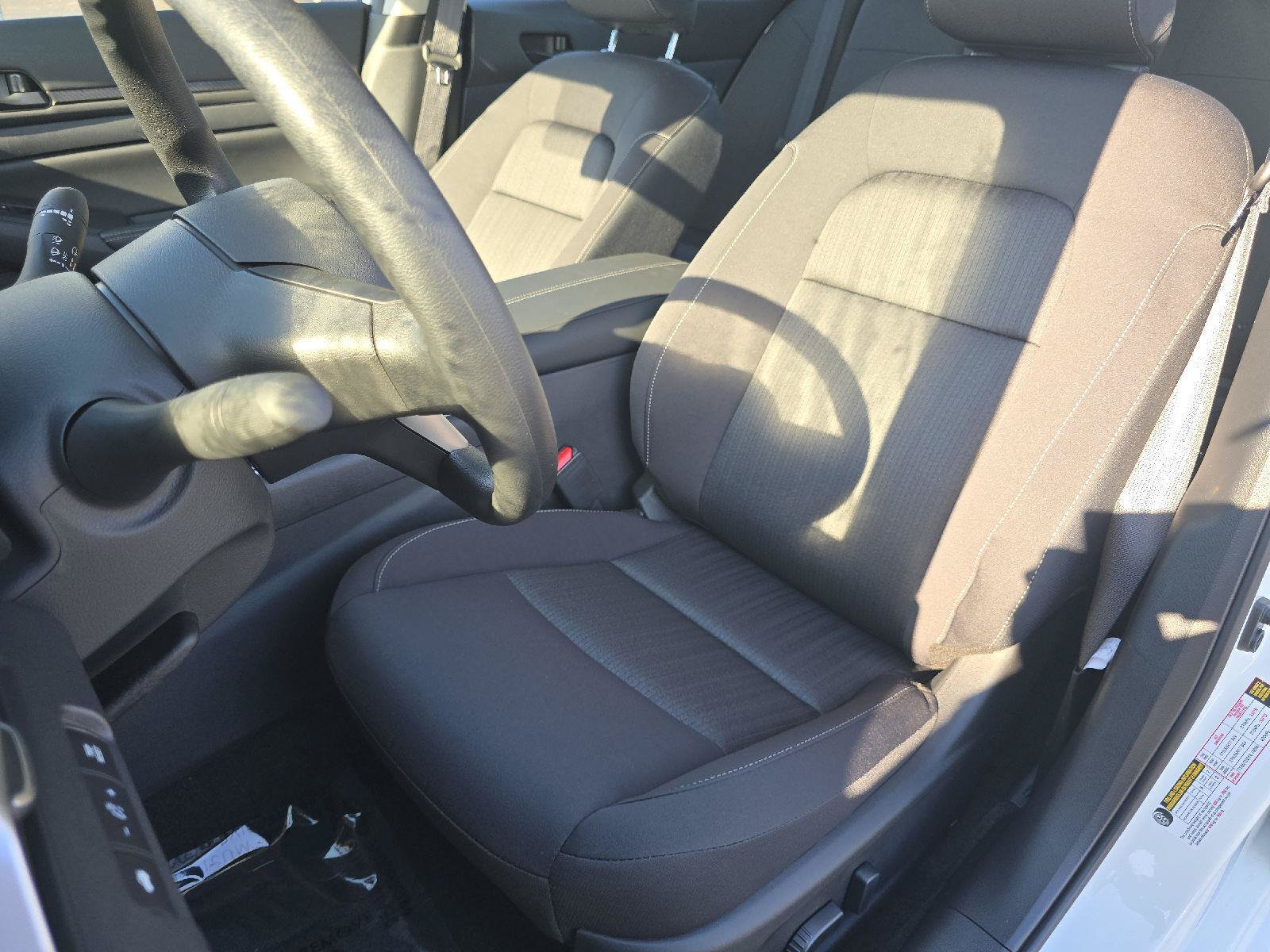 New 2026 Nissan Altima 2.5 SV FWD image 18