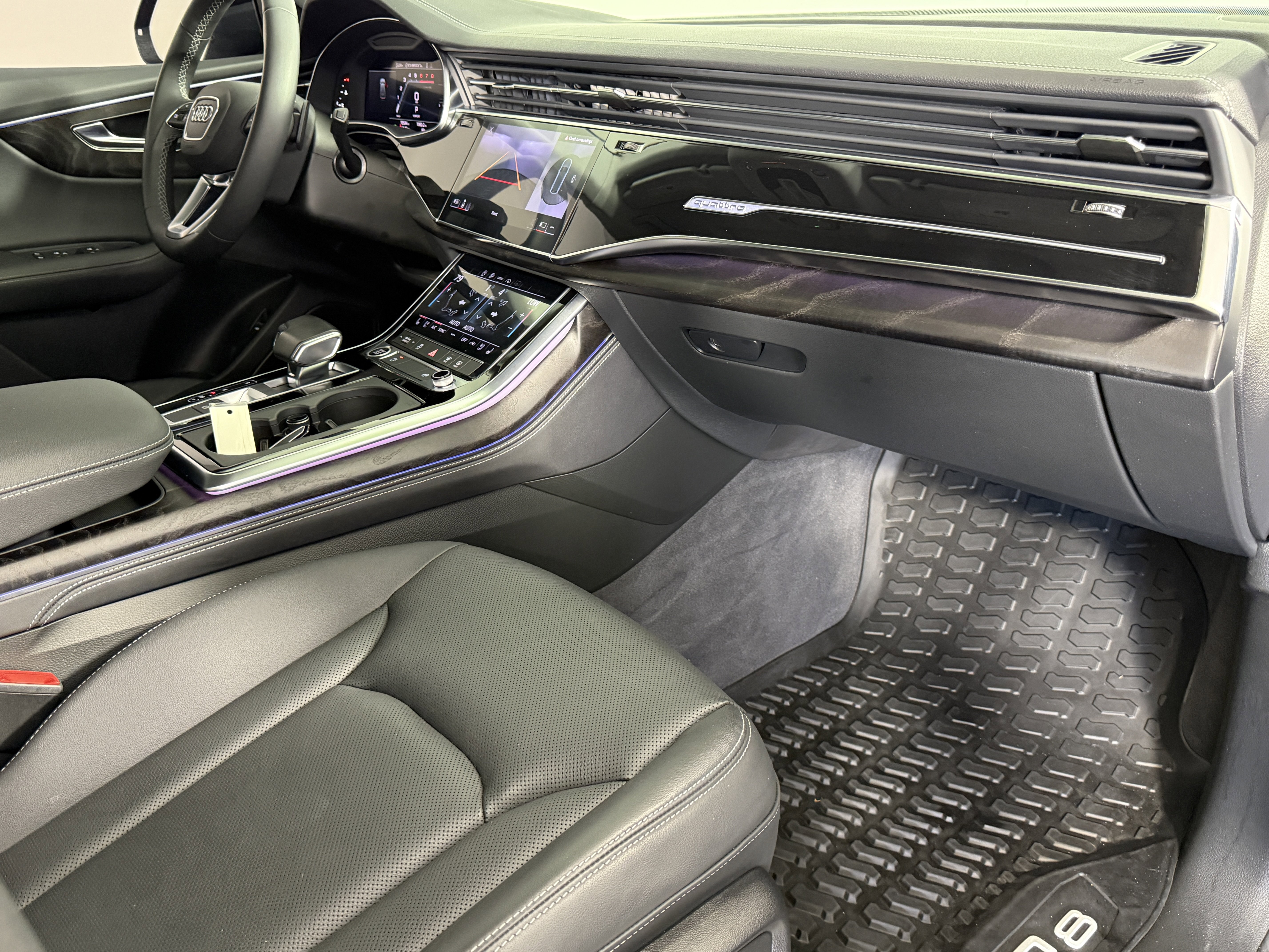 Used 2023 Audi Q8 Premium Plus image 10