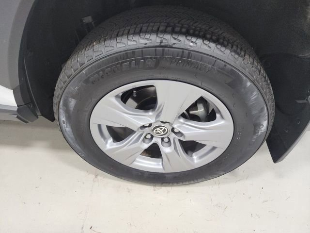 Certified 2024 Toyota RAV4 XLE image 38