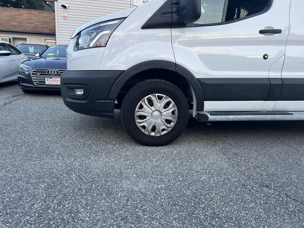 Used 2023 Ford Transit 250 Low Roof w/ Exterior Upgrade Package image 26