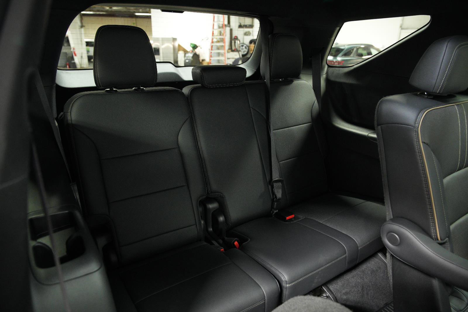 Used 2025 Chevrolet Traverse High Country w/ LPO, Floor Liner Package image 17