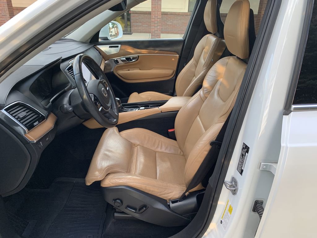 Used 2016 Volvo XC90 T6 Inscription w/ Vision Package image 10