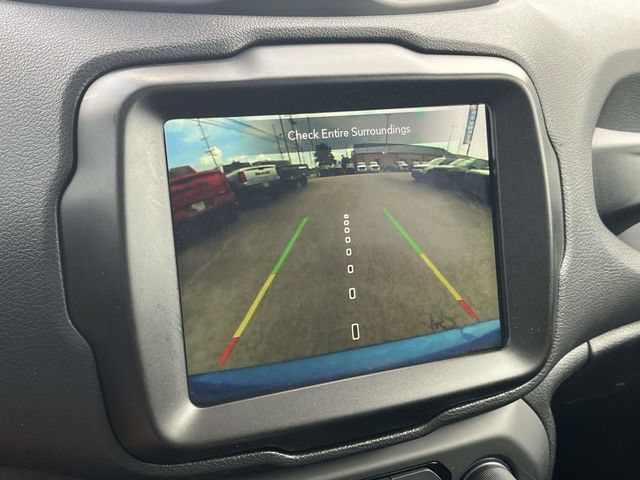 Used 2021 Jeep Renegade Latitude w/ Luxury Group I FWD image 30