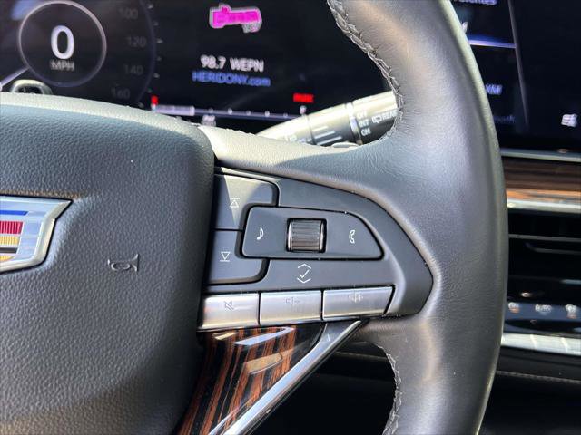 Used 2024 Cadillac Escalade ESV Premium Luxury image 27