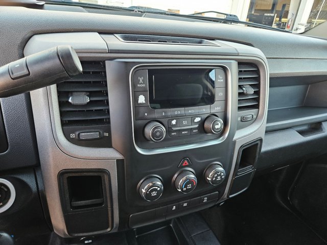 Used 2017 RAM 2500 Tradesman w/ Chrome Appearance Group image 17