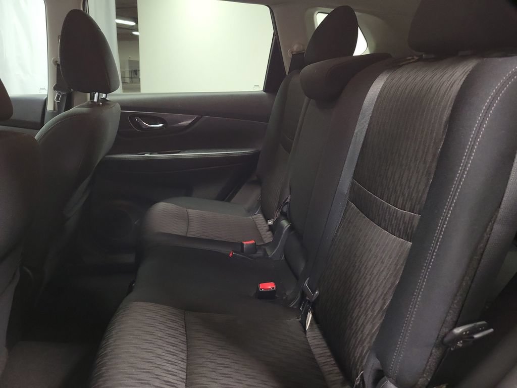 Used 2018 Nissan Rogue SV w/ Premium Package AWD/4WD image 22