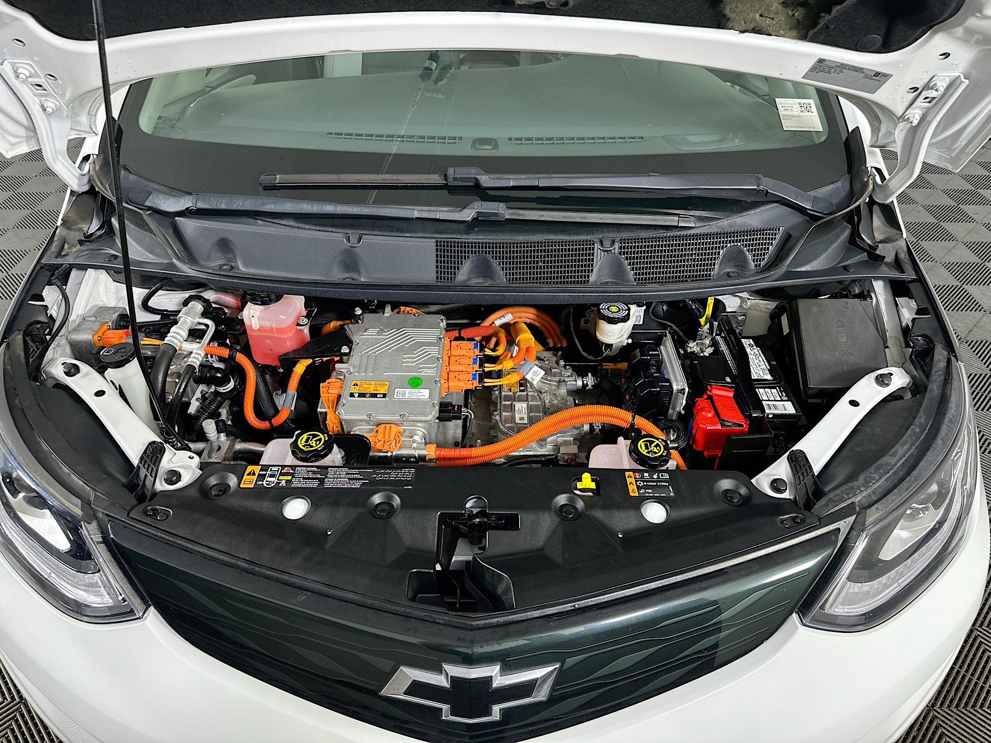 Used 2019 Chevrolet Bolt LT FWD image 32