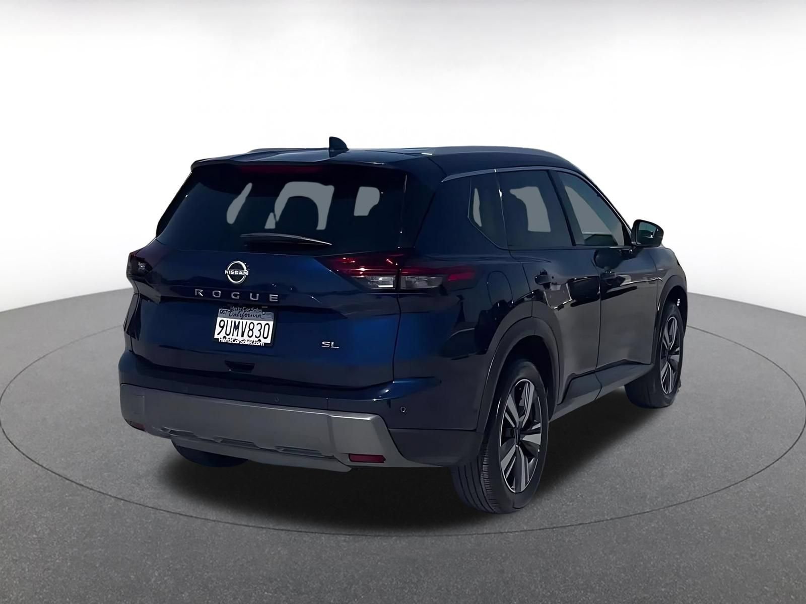 Used 2026 Nissan Rogue SL FWD image 13