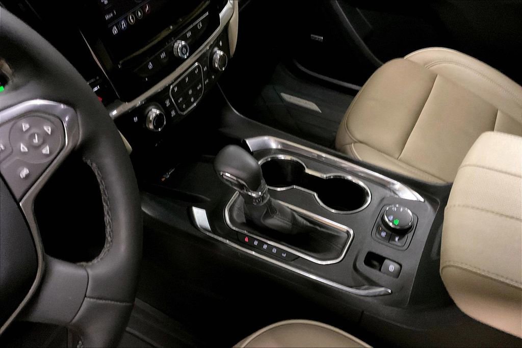 Used 2023 Chevrolet Traverse Premier w/ LPO, Floor Liner Package AWD/4WD image 16
