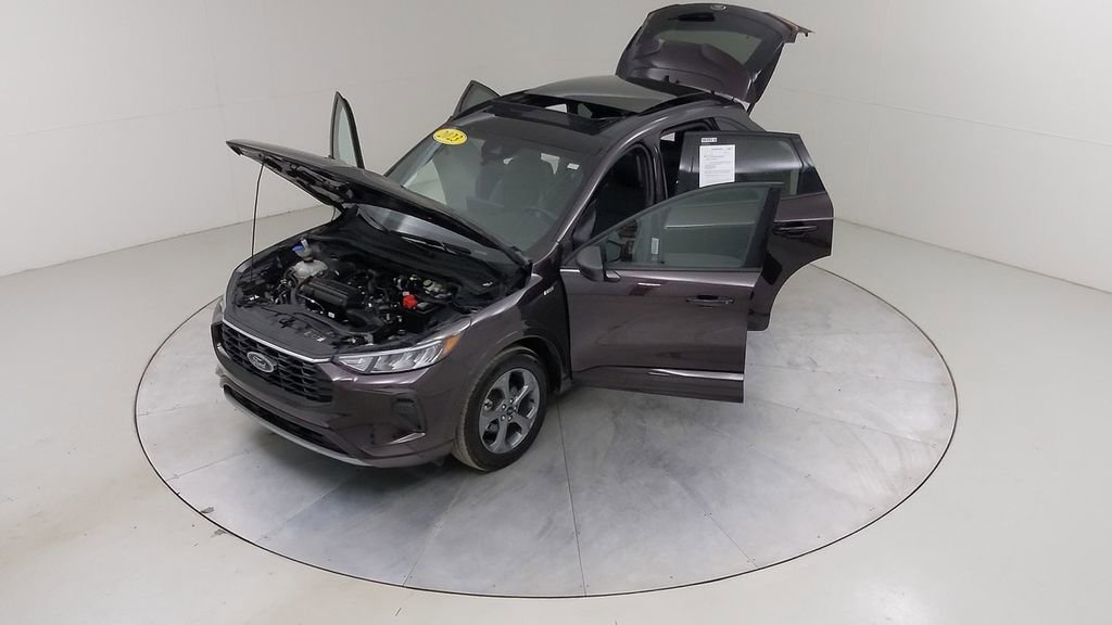 Certified 2023 Ford Escape ST-Line w/ Tech Pack #1 image 56