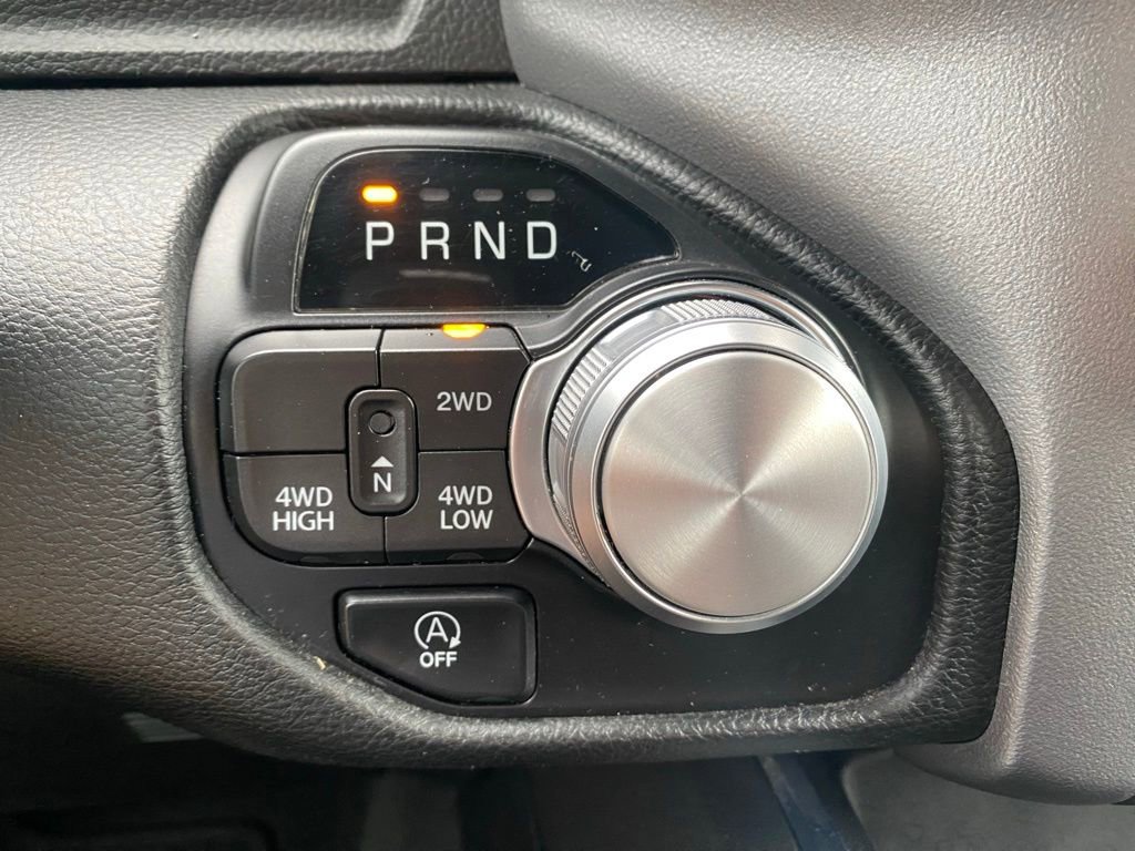 Used 2024 RAM 1500 Laramie image 24