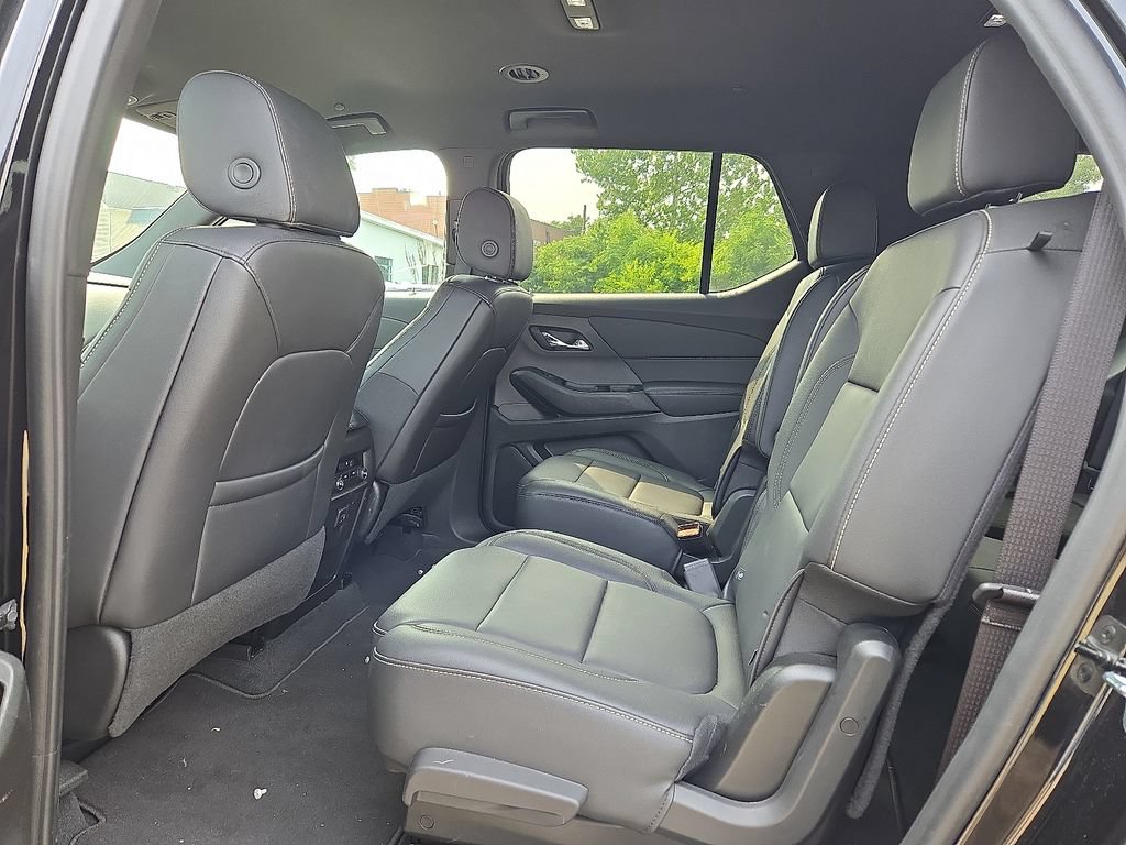 Certified 2023 Chevrolet Traverse LT AWD/4WD image 16