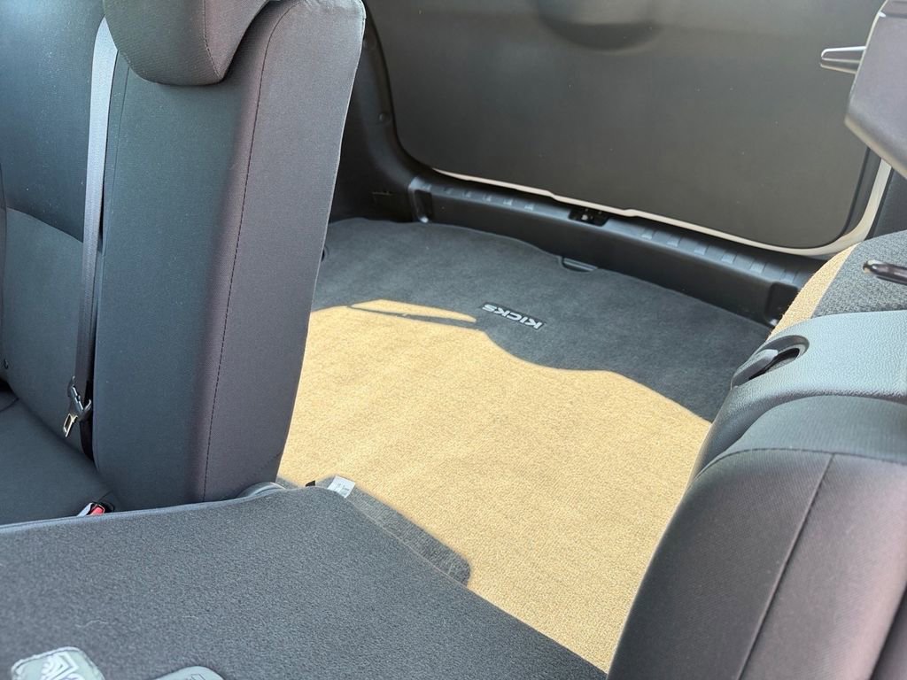 Used 2025 Nissan Kicks Play S image 13