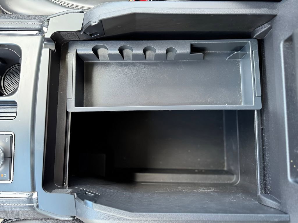 Used 2024 Ford Expedition XLT image 29