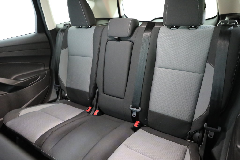 Used 2018 Ford Escape SE w/ SE Sync 3 Package AWD/4WD image 12
