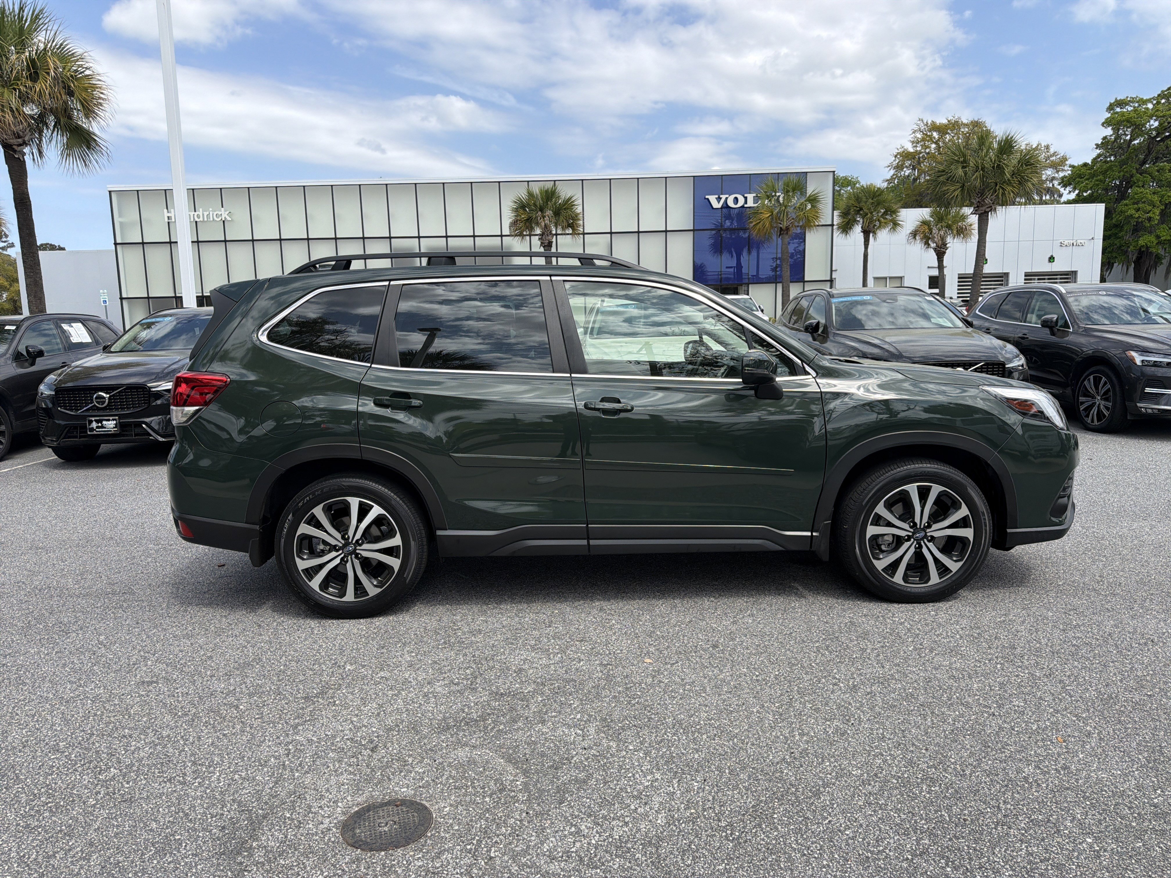 Used 2023 Subaru Forester Limited image 12