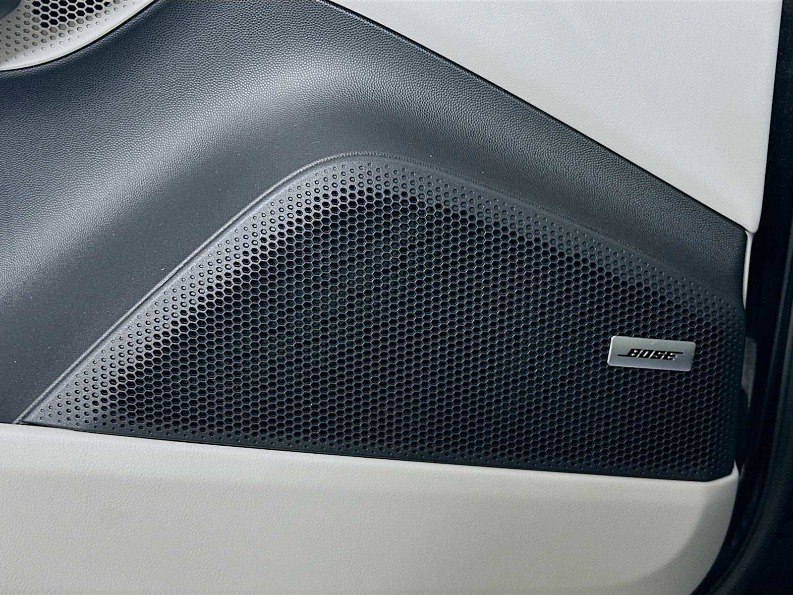 New 2026 Porsche Macan Electric image 12