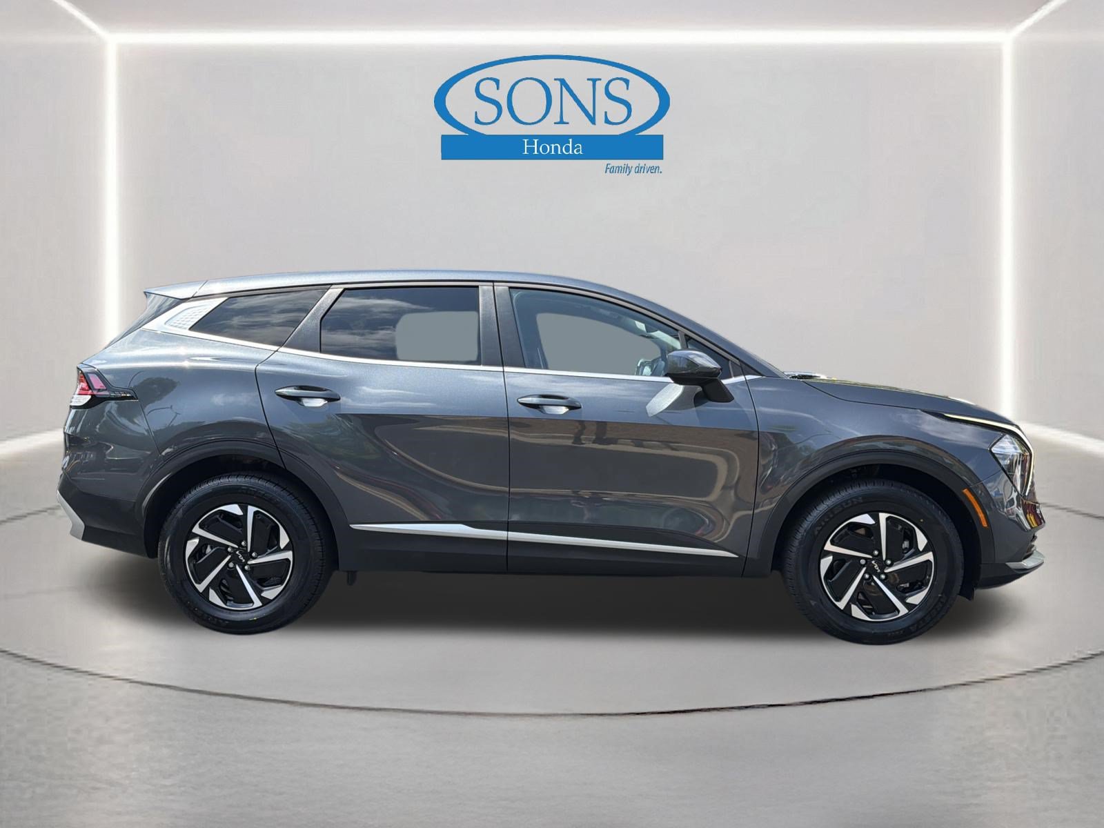 Used 2023 Kia Sportage LX AWD/4WD image 25