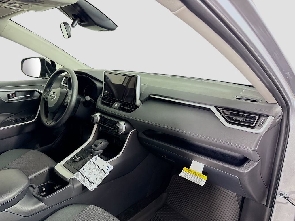 Certified 2025 Toyota RAV4 XLE w/ Convenience Package image 19
