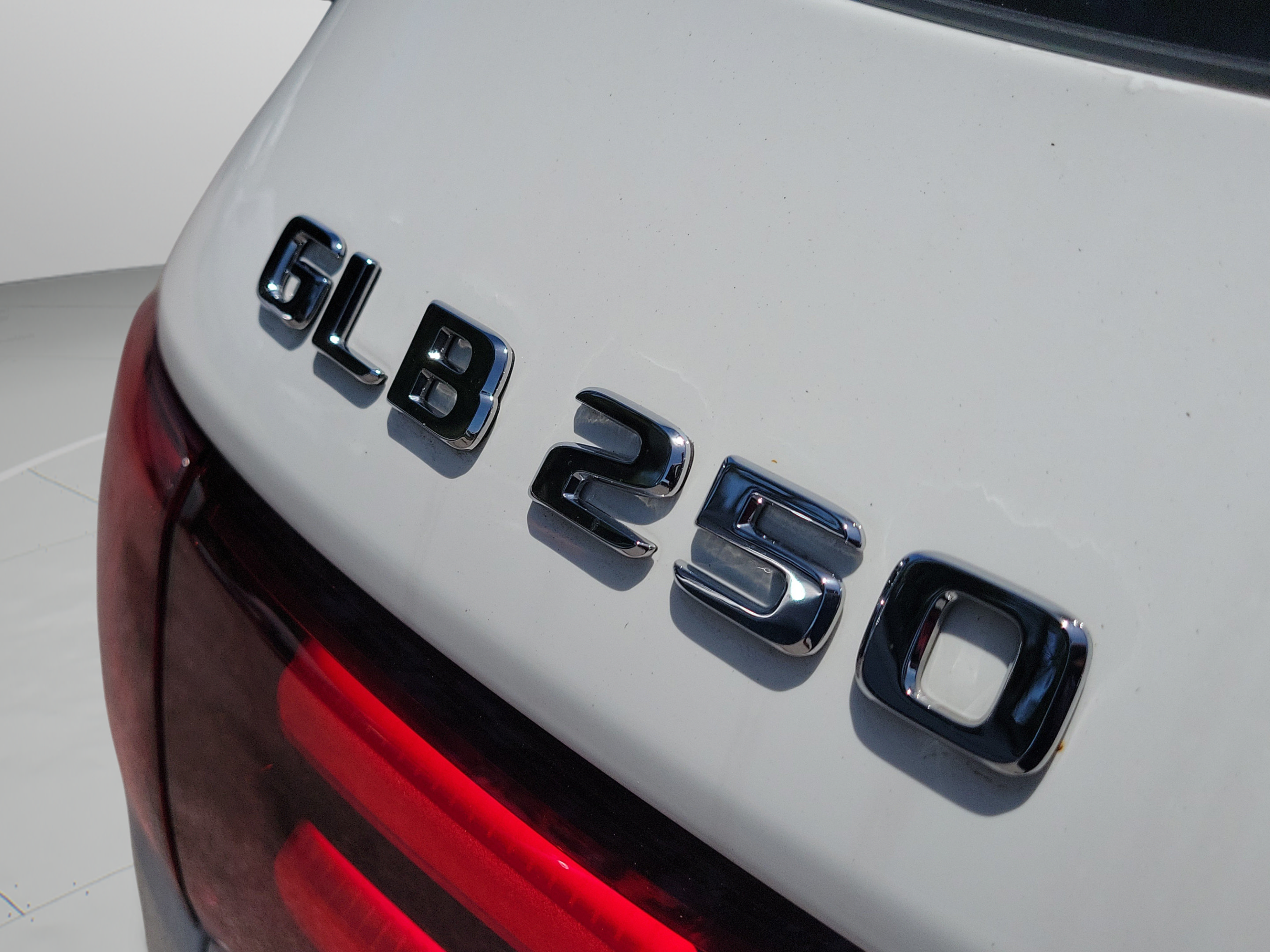 Used 2026 Mercedes-Benz GLB 250 image 32