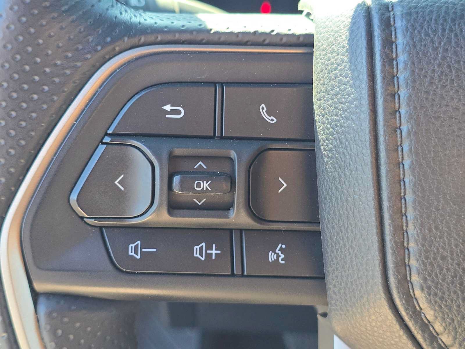 Certified 2026 Toyota 4Runner SR5 RWD image 29