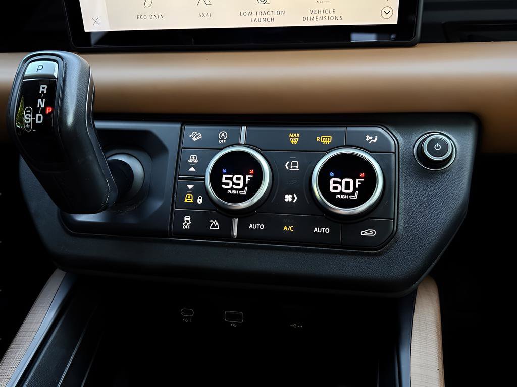 Used 2020 Land Rover Defender 110 X image 13