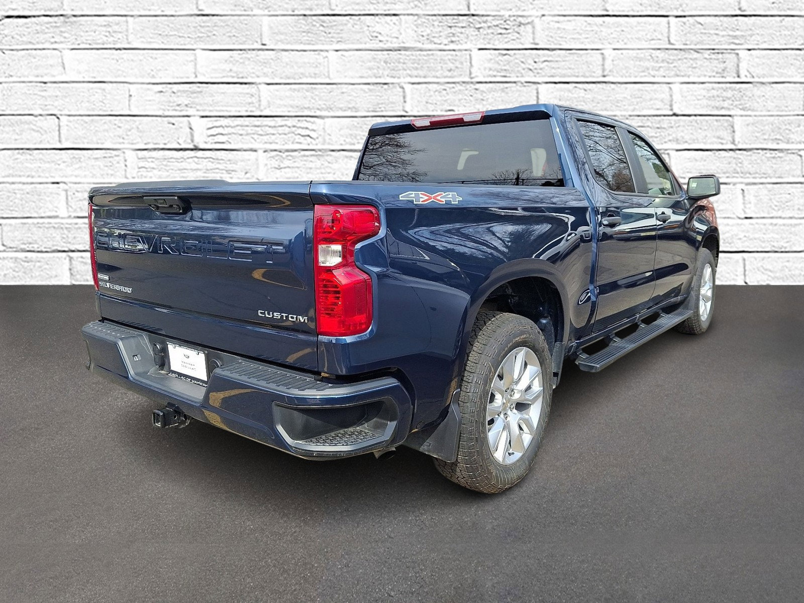 Used 2022 Chevrolet Silverado 1500 Custom AWD/4WD image 7