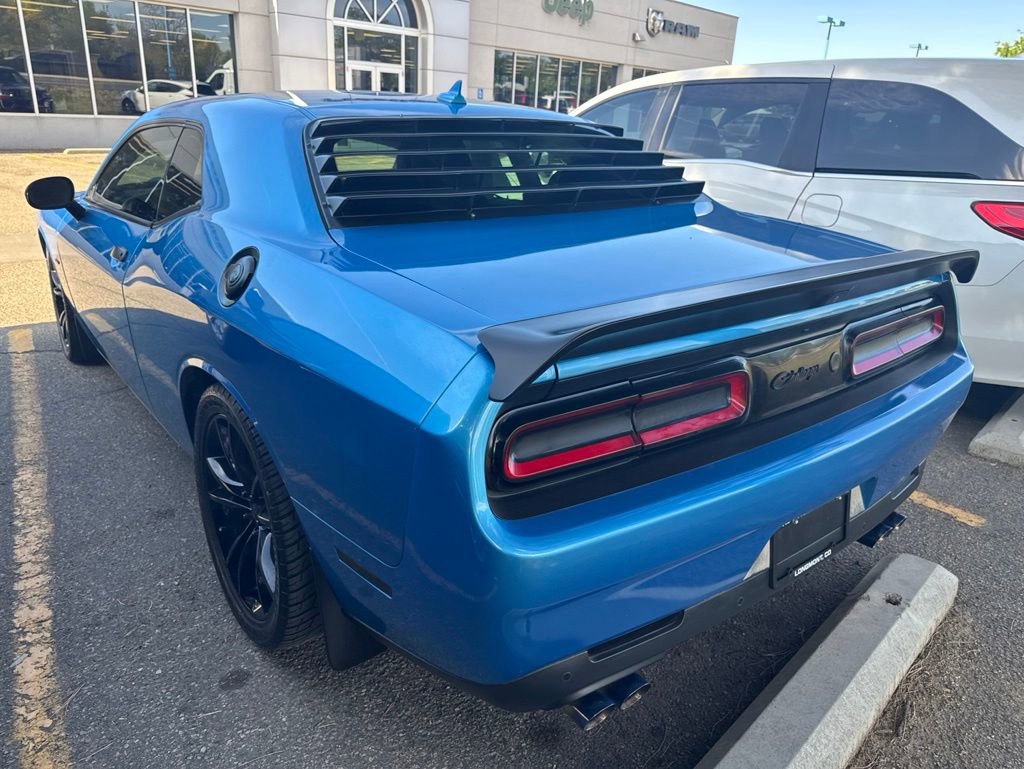 Used 2016 Dodge Challenger R/T Plus RWD image 8