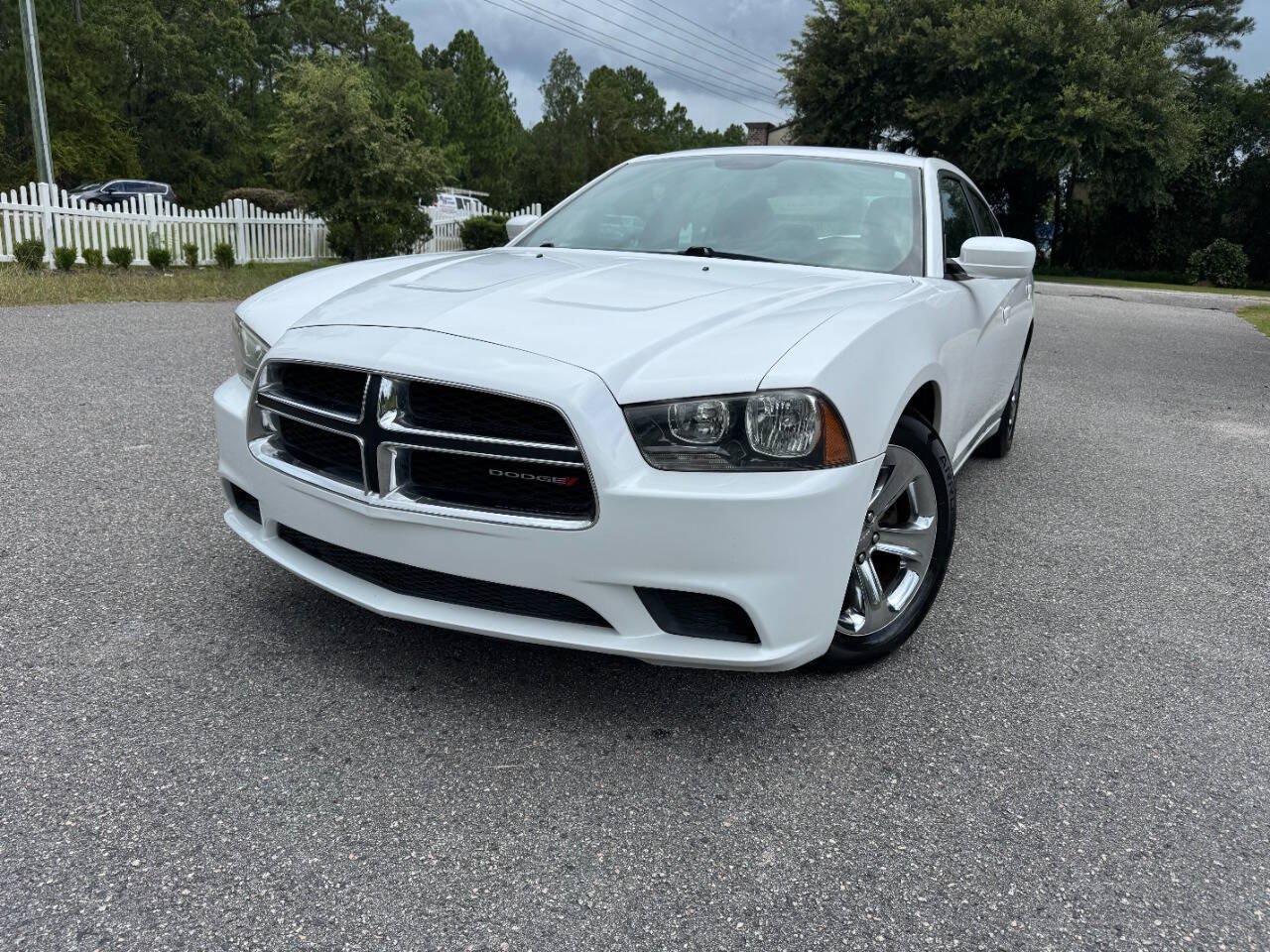 Used 2014 Dodge Charger SE w/ Sport Appearance Group RWD image 29