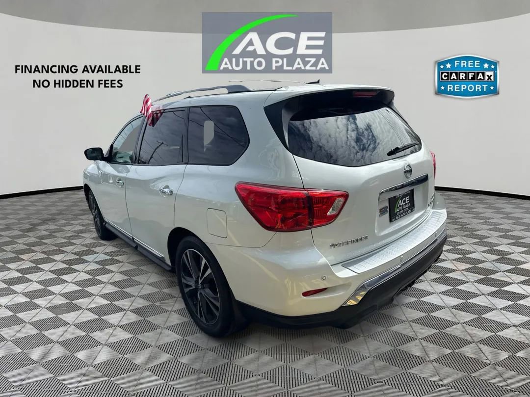 Used 2017 Nissan Pathfinder Platinum w/ Cargo Package image 7