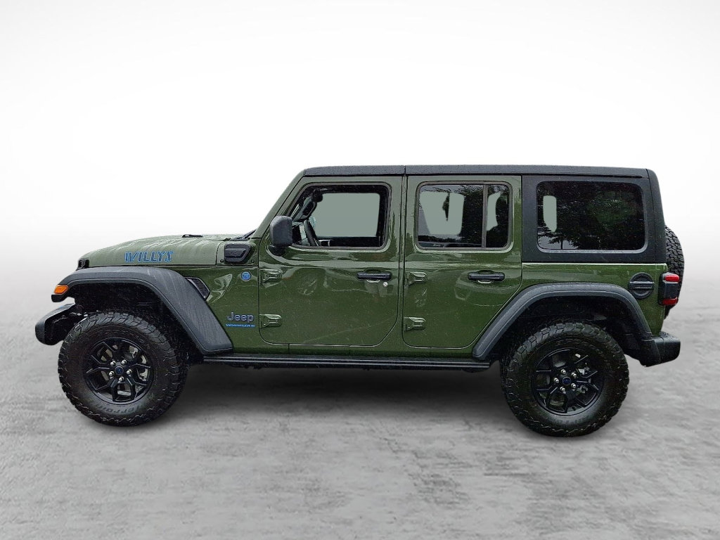 Used 2024 Jeep Wrangler Unlimited AWD/4WD image 2