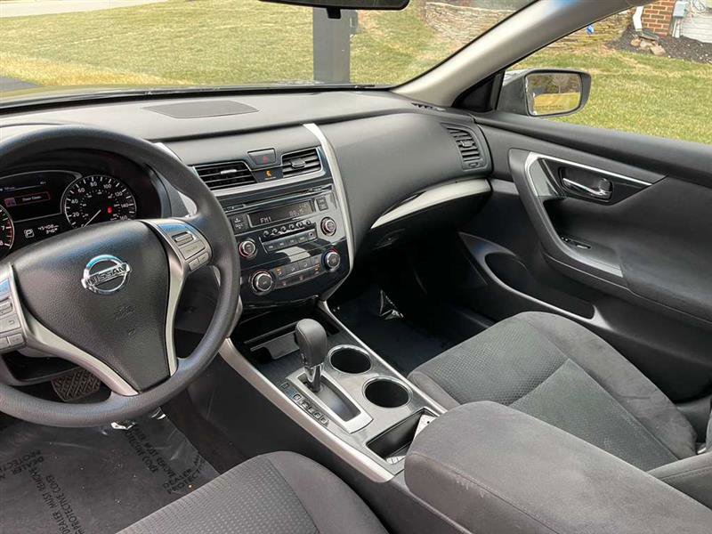 Used 2014 Nissan Altima 2.5 S w/ Sport Value Package image 63