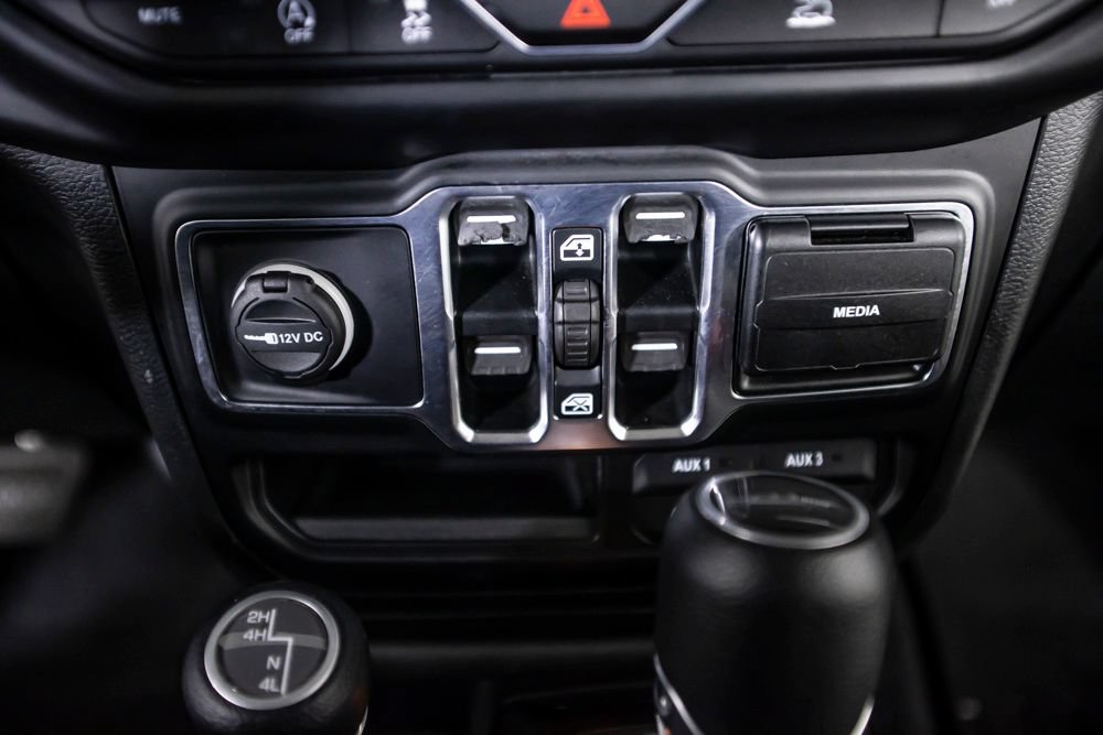 Used 2020 Jeep Gladiator Sport w/ Quick Order Package 24S AWD/4WD image 29