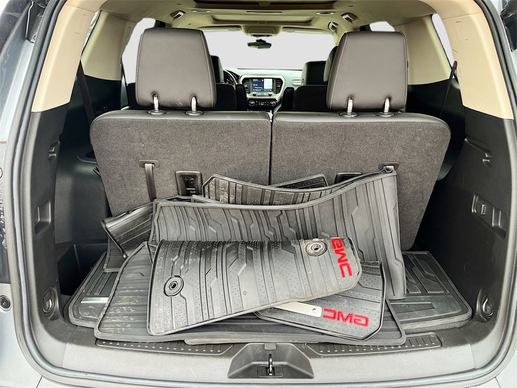 Used 2022 GMC Acadia Denali w/ Denali Ultimate Package image 27