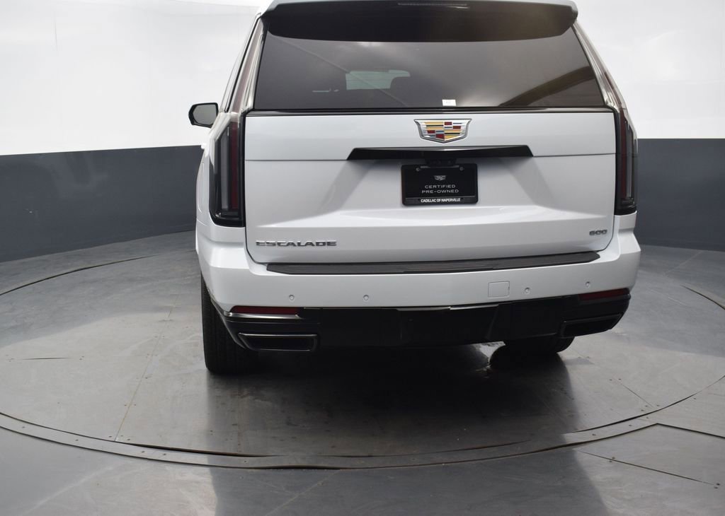 Certified 2026 Cadillac Escalade ESV Sport w/ Touring Package AWD/4WD image 5