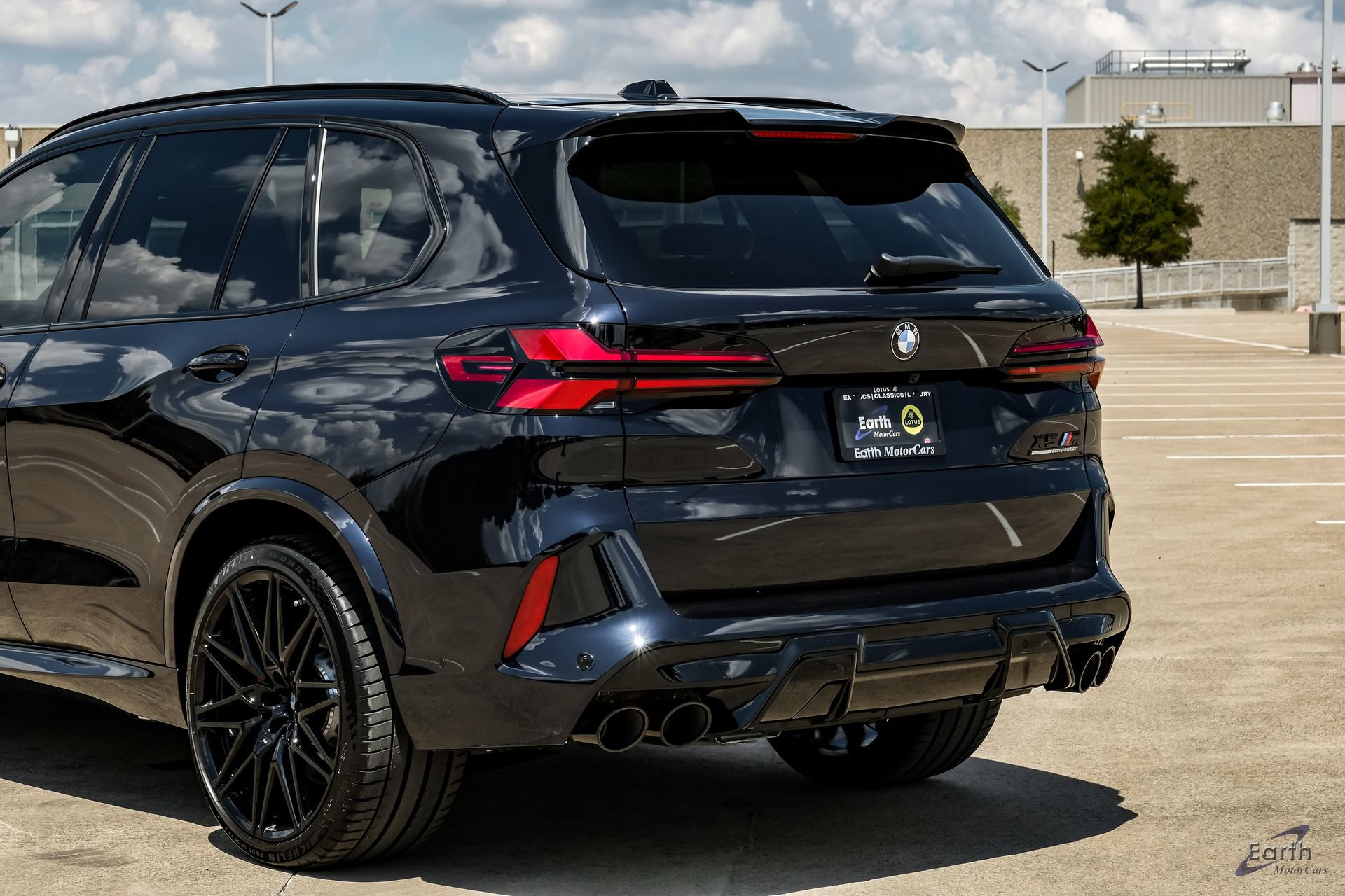 Used 2026 BMW X5 M Competition w/ Executive Package AWD/4WD image 12