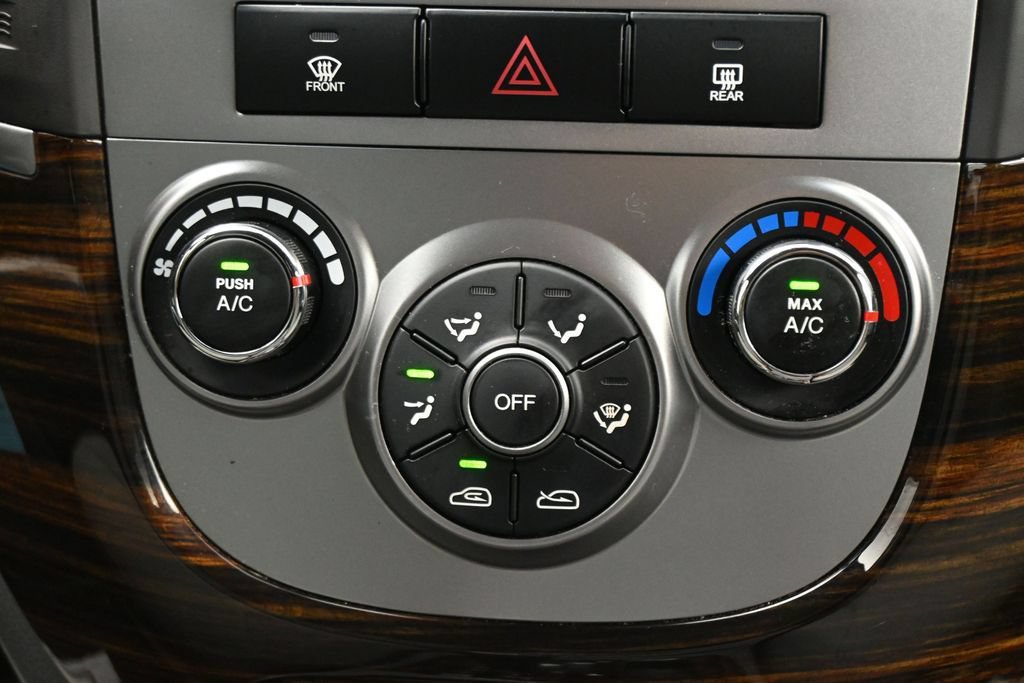 Used 2012 Hyundai Santa Fe GLS AWD/4WD image 18