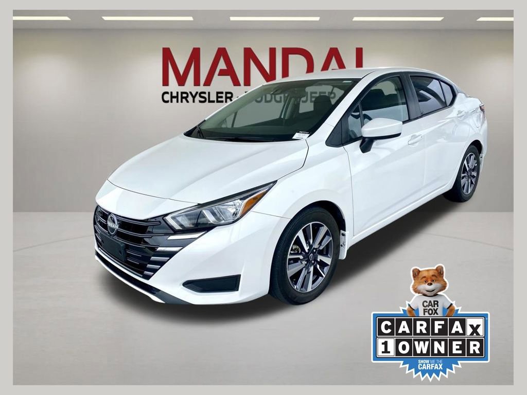 Used 2024 Nissan Versa SV w/ Trunk Package FWD image 1