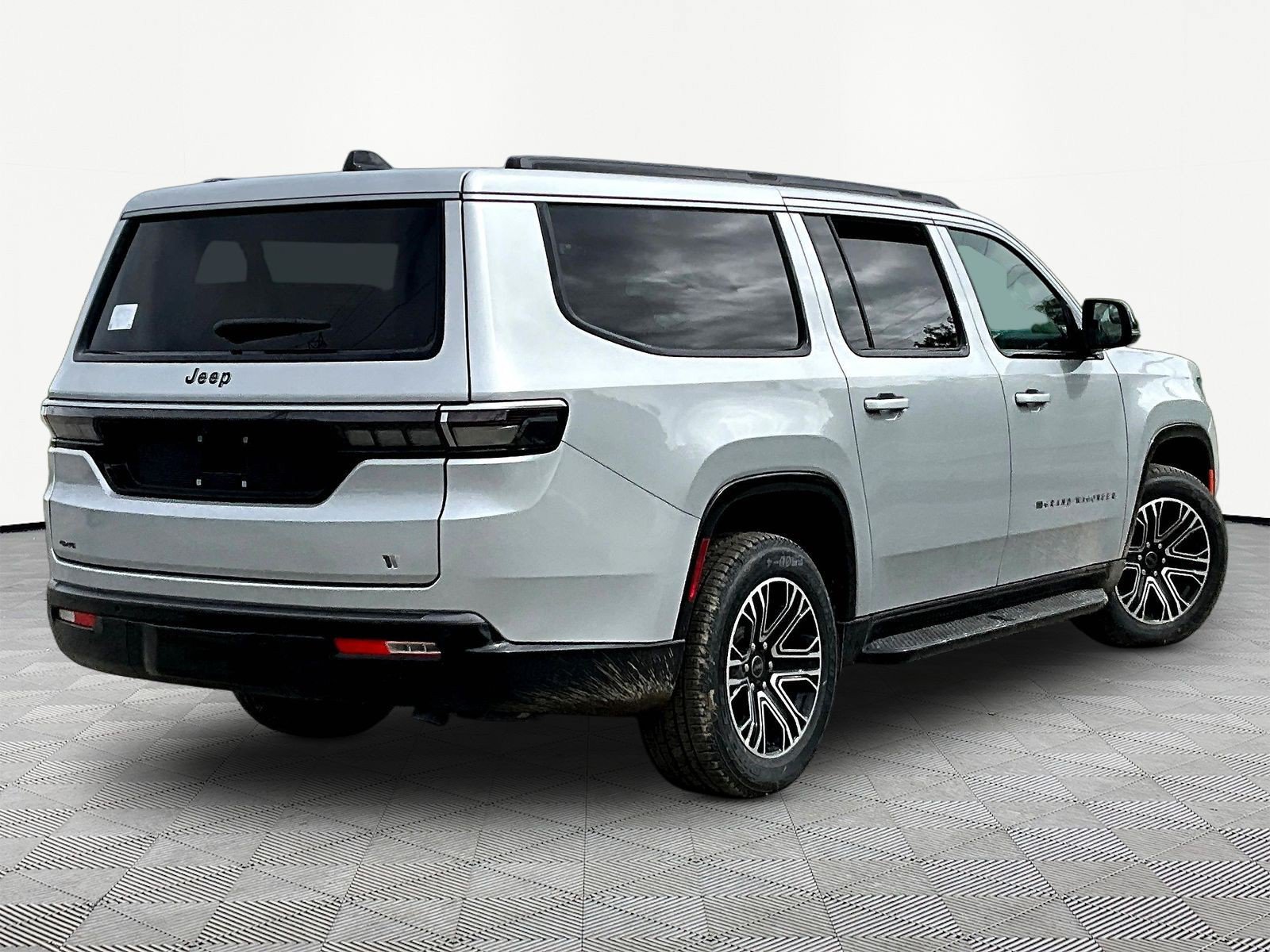 New 2026 Jeep Grand Wagoneer L 4WD w/ 8-Passenger Seating Package image 7