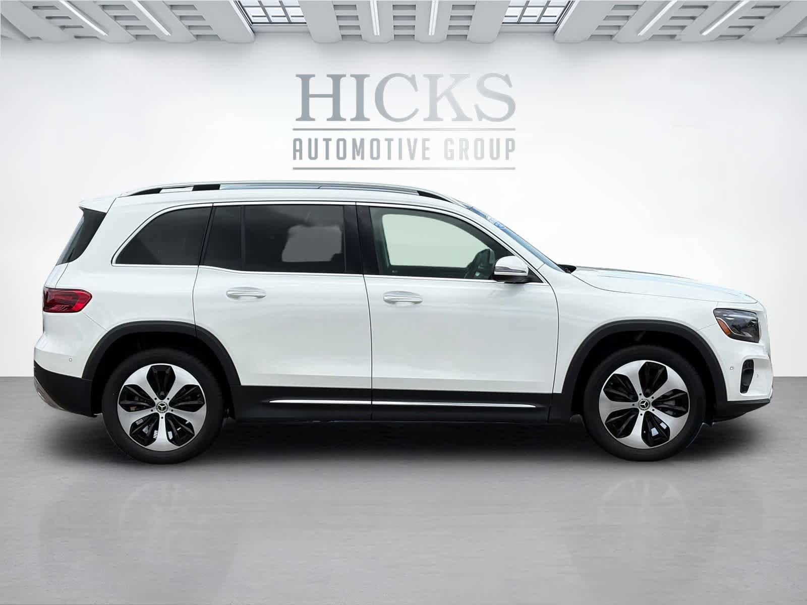 Used 2026 Mercedes-Benz GLB 250 image 4