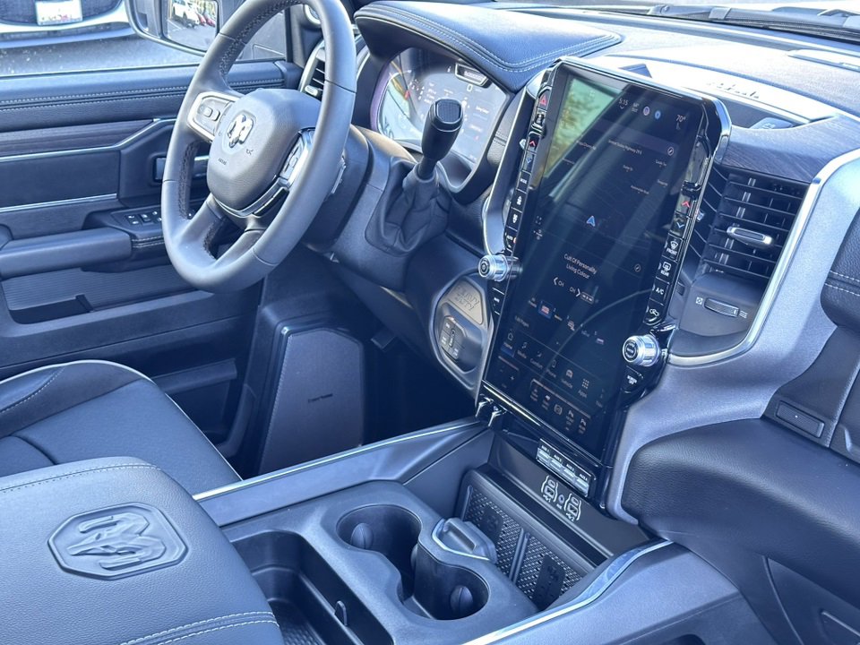 Used 2025 RAM 3500 Laramie image 11