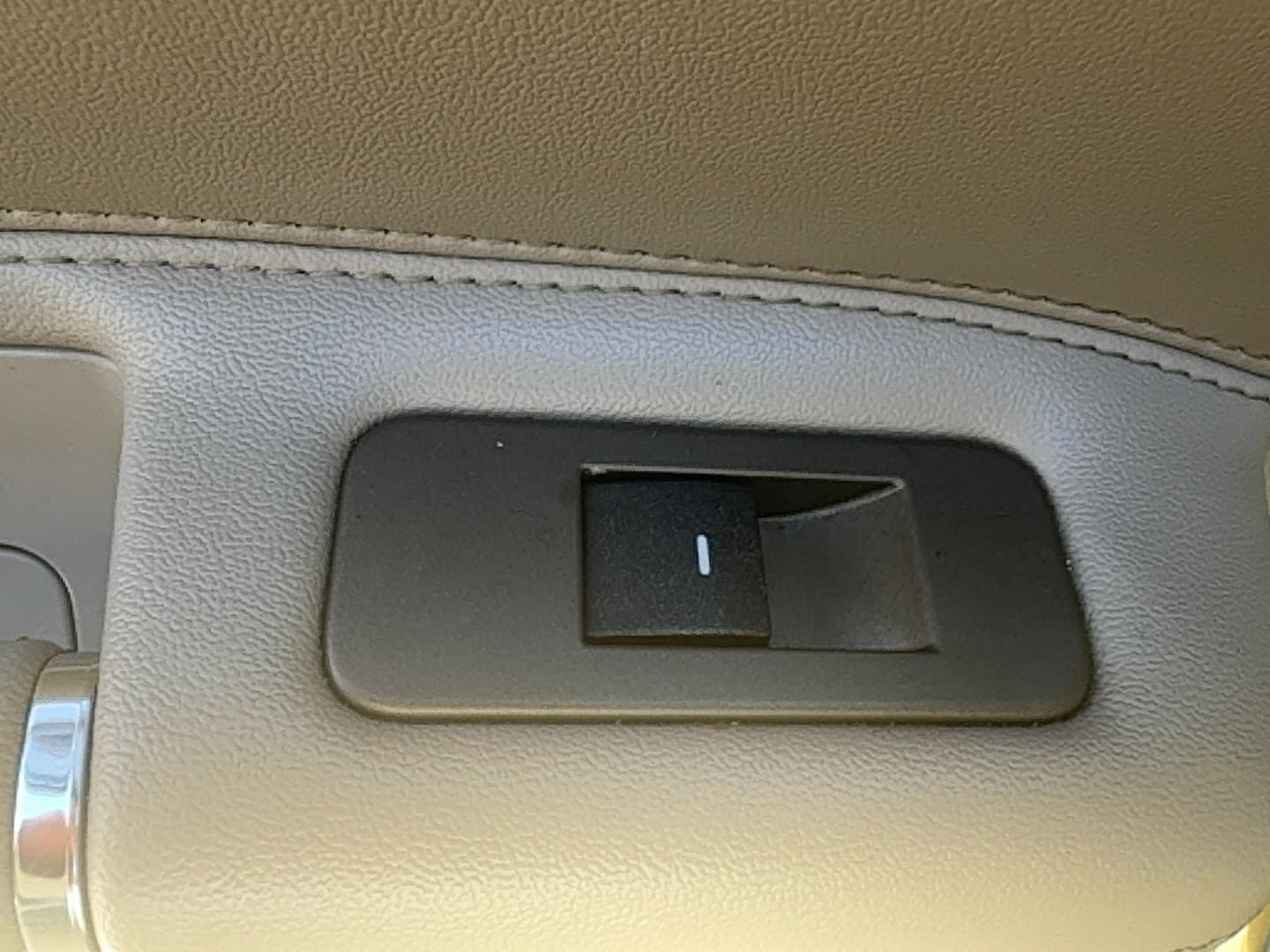 Used 2013 Lincoln MKX FWD image 13